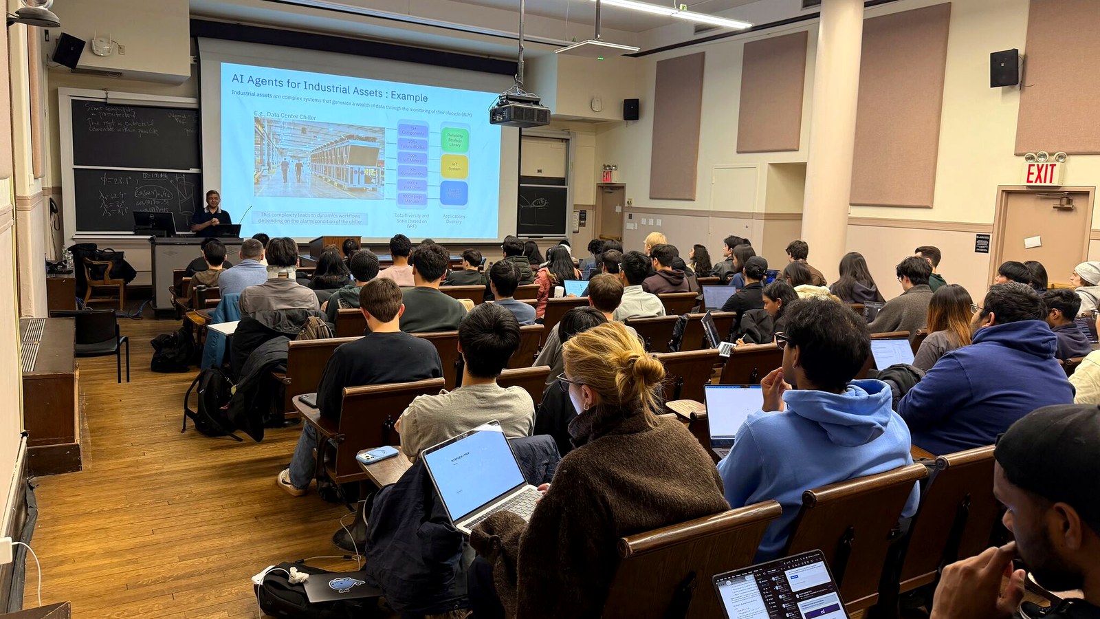 From Class Projects to Research Innovation: Industrial Mentorship in Columbia's HPML Class
